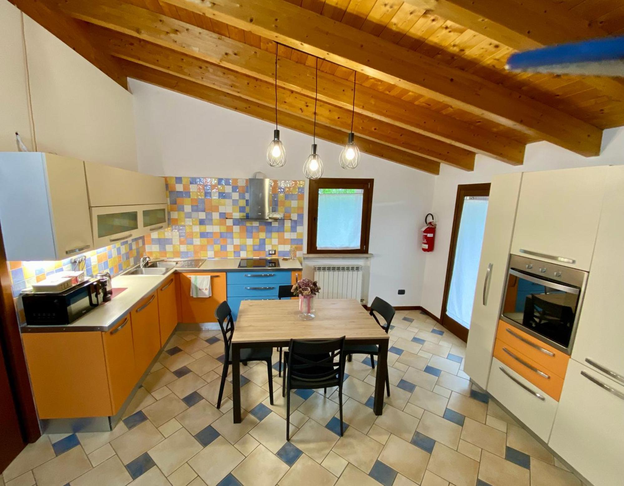 Enjoy House Apartamento Ronchi  Exterior foto