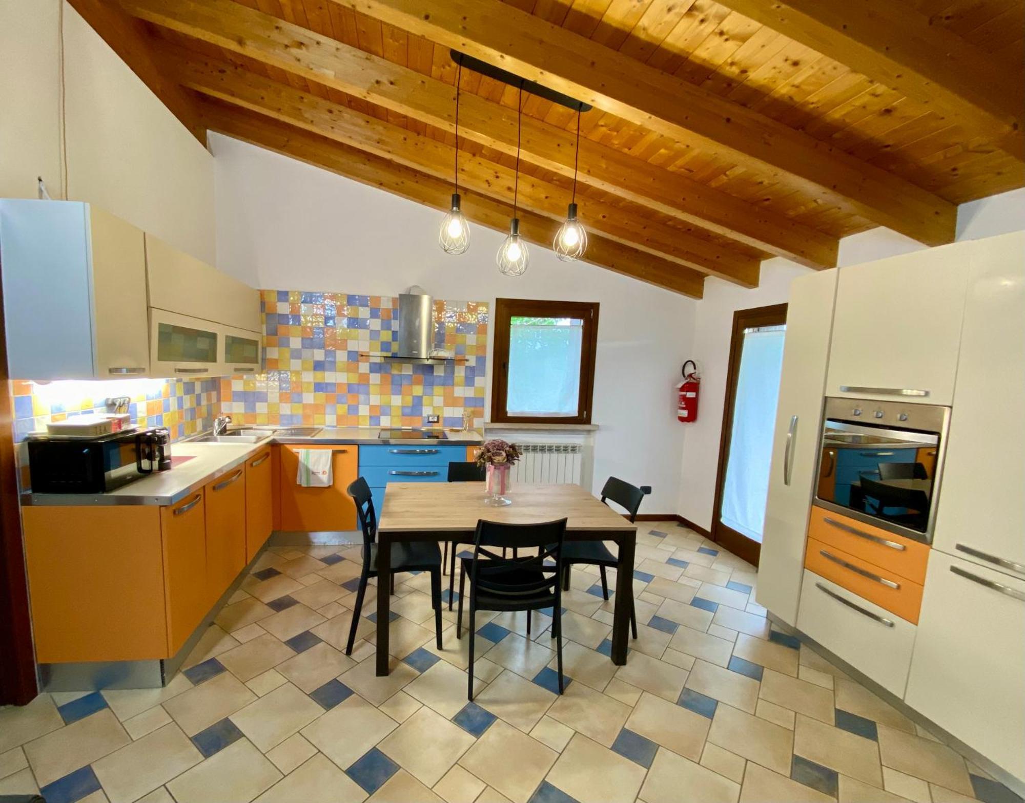 Enjoy House Apartamento Ronchi  Exterior foto